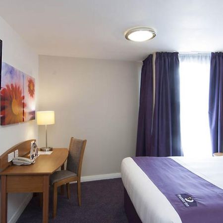 Premier Inn Falkirk East Екстериор снимка