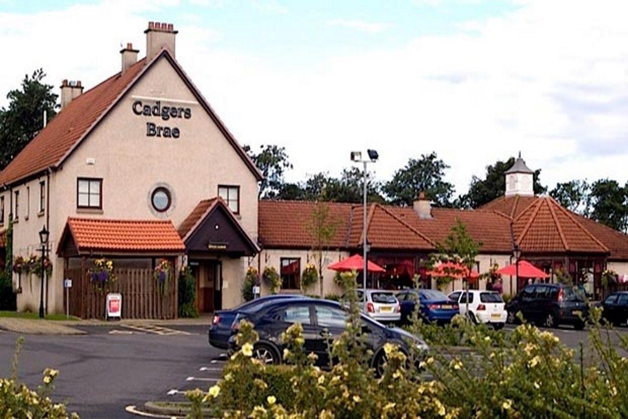 Premier Inn Falkirk East Екстериор снимка